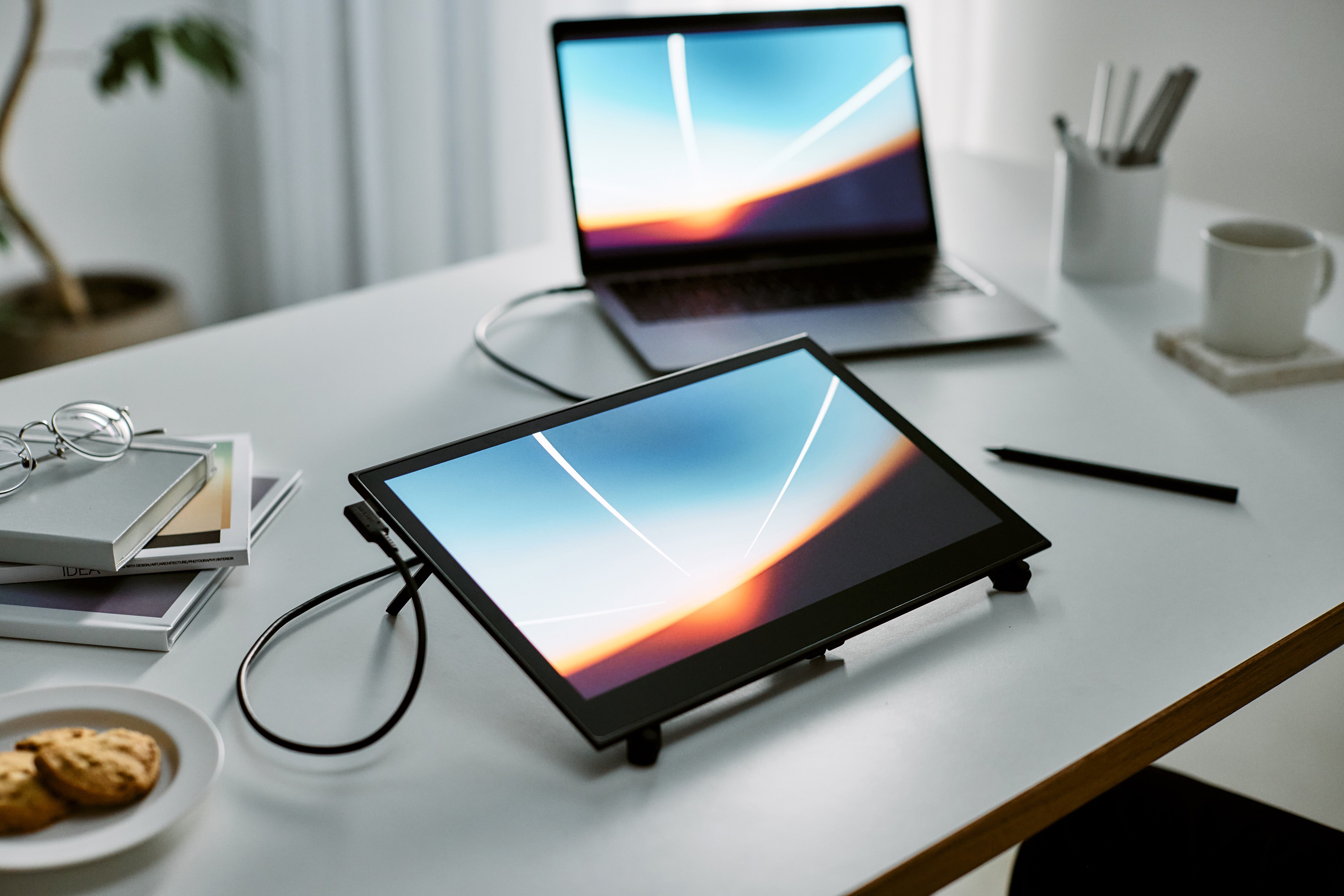 🚀 Wacom Movink 亮相!史上最薄、最輕的 OLED 繪圖螢幕 🎨